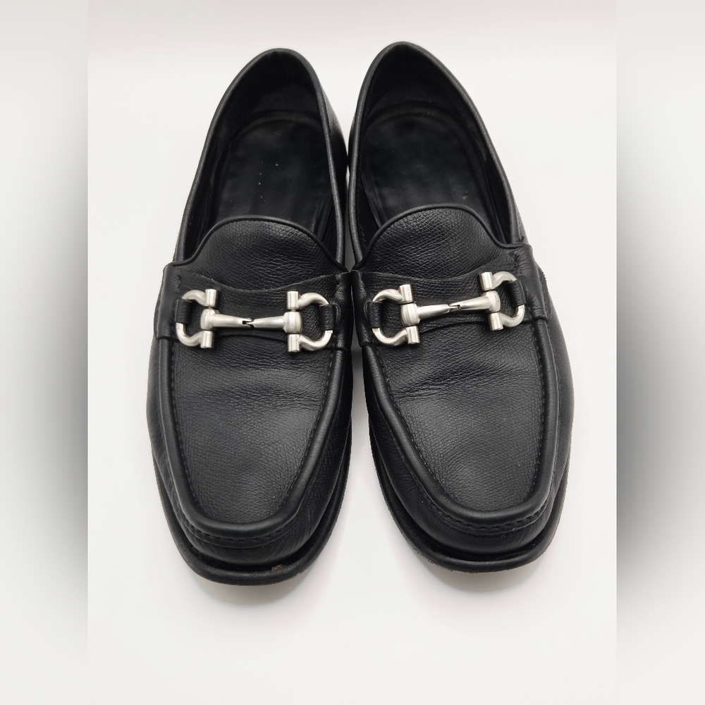 Salvatore Ferragamo Gancini Logo Leather Black Dress Loafers Mens Size 8D Shoes